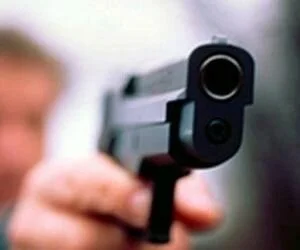 В Киеве неизвестные ограбили пункт обмена валют