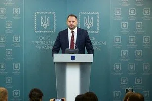 Загадочная личность: Как Ермаку удалось без проверок стать главой Офиса президента