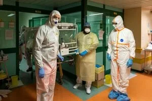 Под Черновцами умерли от COVID-19 двое молодых братьев в течение двух дней: подключены к ИВЛ их бабушка и отец