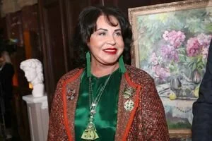 Певица Надежда Бабкина выписалась их больницы