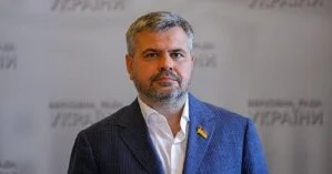 Мамка: Правоохранители начали давить на депутатов от