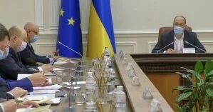 У Кабміні вже забули обіцянку про 500 тисяч нових робочих місць