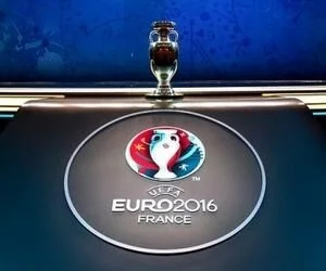 Джамала и Кличко прилетели во Францию поддержать украинскую сборную