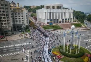 Бортник о Крестном ходе: Такое количество людей видел только на концерте Винника