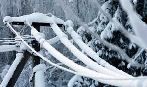 Резкое ухудшение погоды в Украине оставило без света тысячи жителей