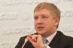 Кабмин продлил контракт с Коболевым на год, но поставил условия