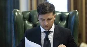 Соцопрос КМИС: 46% украинцев считают, что Зеленский справляется со своими обязаностями,а 45% - что не справляется