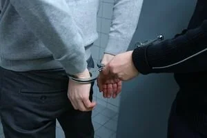 Во Львове вор-рецидивист угнал у ребенка велосипед, чтобы ограбить магазин