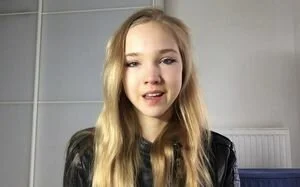 Анти-Грета: в Германии появилась активистка, критикующая Грету Тунберг