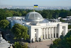 Депутаты сегодня соберутся на внеочередное заседание: повестка дня парламента