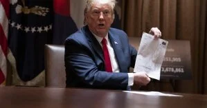 Иран выдал ордер на арест Трампа и обратился за помощью в Интерпол