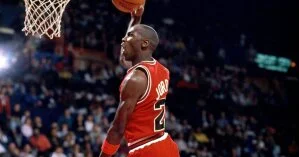 Кроссовки Джордана с дебютного сезона НБА улетели с аукциона за полмиллиона долларов