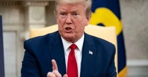 Трамп вновь обвинил Китай в пандемии COVID-19 и заявил, что будет добиваться мира во всем мире с позиции силы