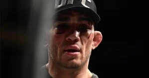 Протестующие сожгли зал тренера знаменитого бойца UFC Тони Фергюсона