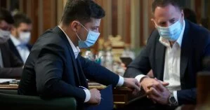 Зеленский озвучил сумму компенсации для потерявших дома при пожарах на Донбассе