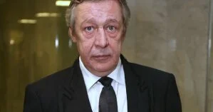 Ефремова отпустили под домашний арест за совершение смертельной аварии