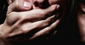 Под Киевом заробитчанин изнасиловал 14-летнюю девочку у нее дома