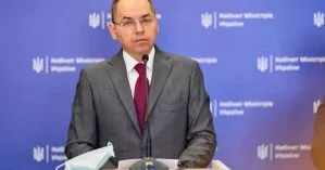 Степанов уточнил, сколько масок школьники должны менять в день