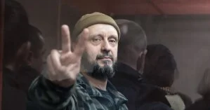 Суд оставил под стражей подозреваемого в убийстве Шеремета Антоненко