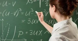 Шкарлет рассказал, как планирует повышать доходы учителей