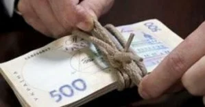 Политический пиар лишь усиливает коррупцию