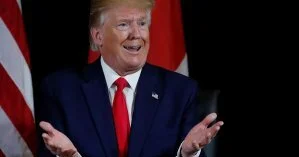 Twitter решил, что Трамп все еще может быть переносчиком коронавируса