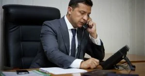 Зеленский созвонился с Помпео: обсудили перемирие на Донбассе, Беларусь и выборы