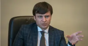 Министр финансов рассказал, сколько денег из коронавирусного фонда потратили на дороги