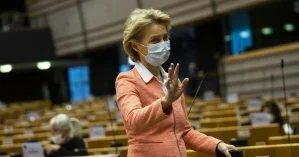 Глава Еврокомиссии ушла на самоизоляцию накануне саммита Украина - ЕС
