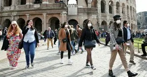 Минздрав: Украинцы пока не смогут путешествовать в Европу из-за несоответствия критериям по COVID-19