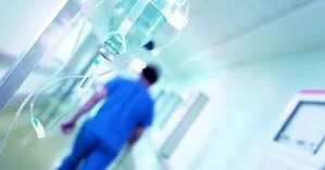 Почему у борьбы с раком забирают финансирование и хватит ли украинцам оставшихся средств