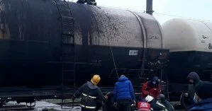 В Буче мужчина забрался на грузовой вагон и получил удар током: медики забрали его в реанимацию